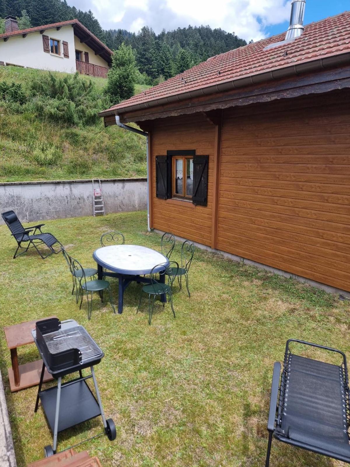 Le "Chalet De Minette" 2 Etoiles ラ・ブレス エクステリア 写真
